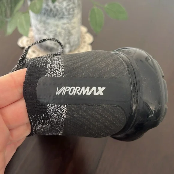 Nike Air Vapormax 2.0 Oreo Black & White 2017 Athletic  Shoes Sneakers, Size 10 - Picture 5 of 11